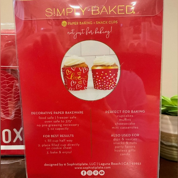 2 New Packages of  Baking Cups - Valentine Love ❤️ - Picture 4 of 4